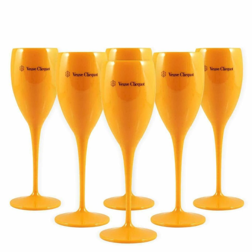 Veuve Clicquot Plastic Champagne Flutes x 6